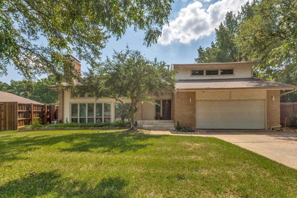 Property photo 1 of 31