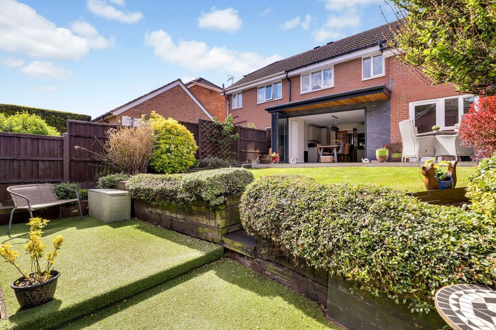 Property photo 3 of 17