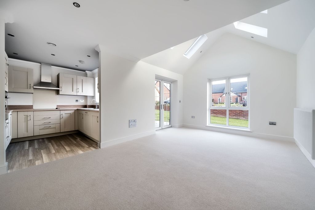Additional image 4 of 2 bed cottage to rentPolo Drive, Lime Tree Village, Rugby CV22