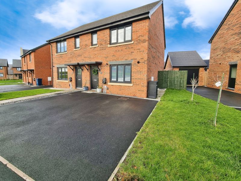 Property photo 1 of 11 Photo 12