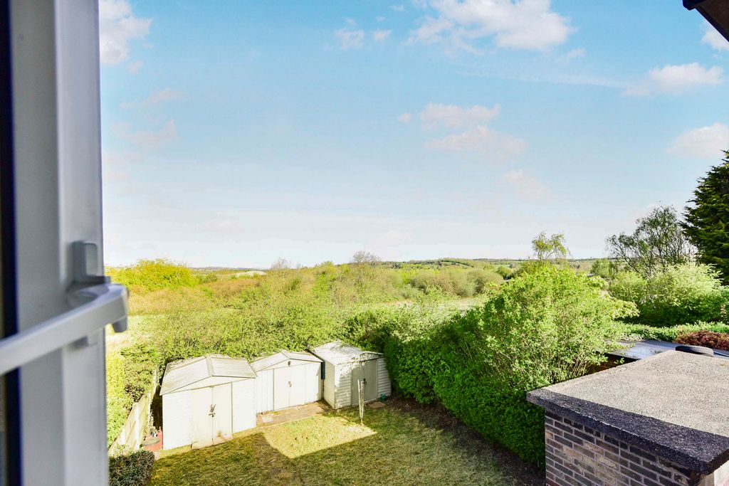 Property photo 2 of 17 Dsc_4880