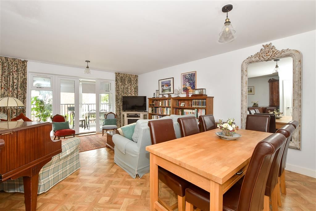 Property photo 3 of 16 Lounge/Dining Room