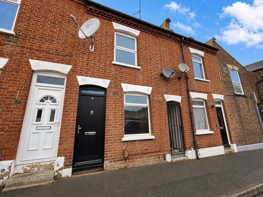 Property photo 1 of 8 5173541