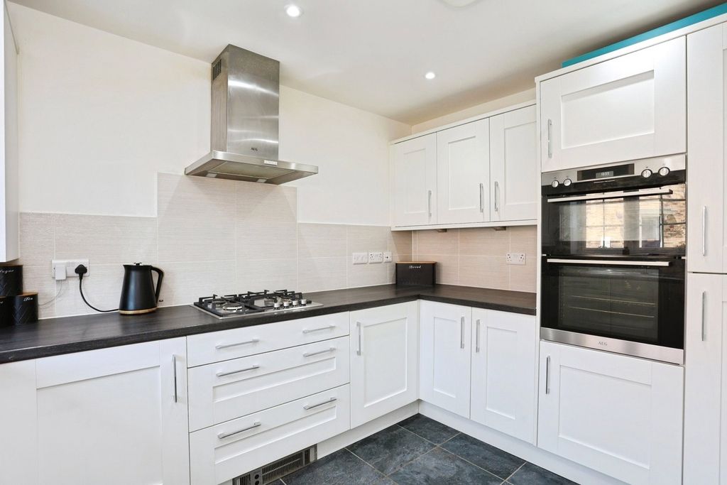 Property photo 3 of 17 Picture No. 19