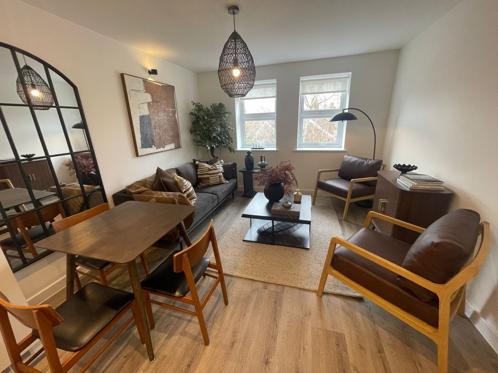 Property photo 2 of 6