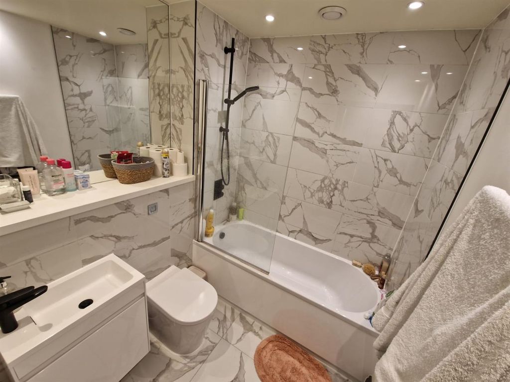 Property photo 2 of 5 Photo-2026-02-11-13-35-42 3.Jpg