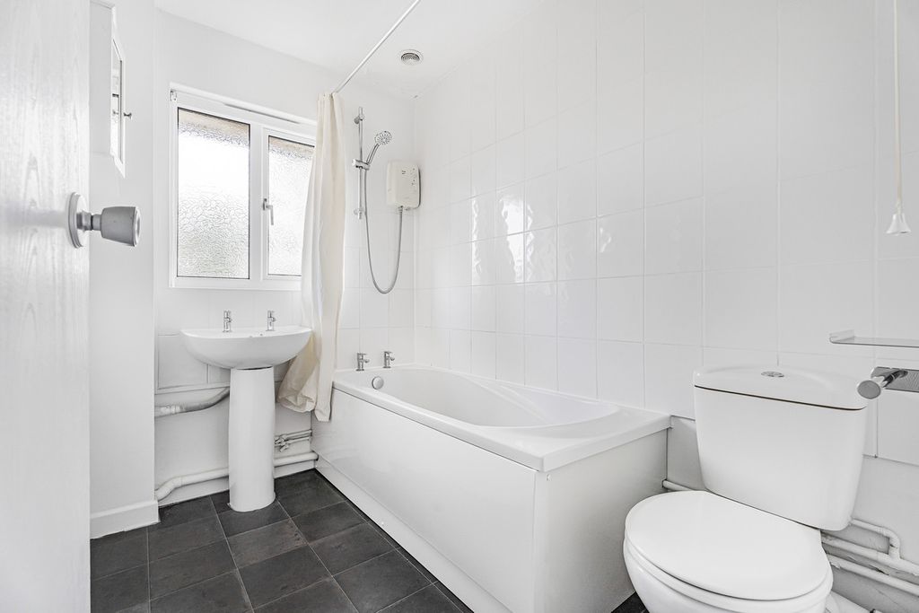 Additional image 7 of 1 bed maisonette for saleWilsdon Way, Kidlington OX5