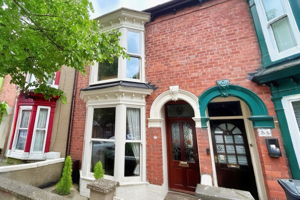 Property photo 1 of 23