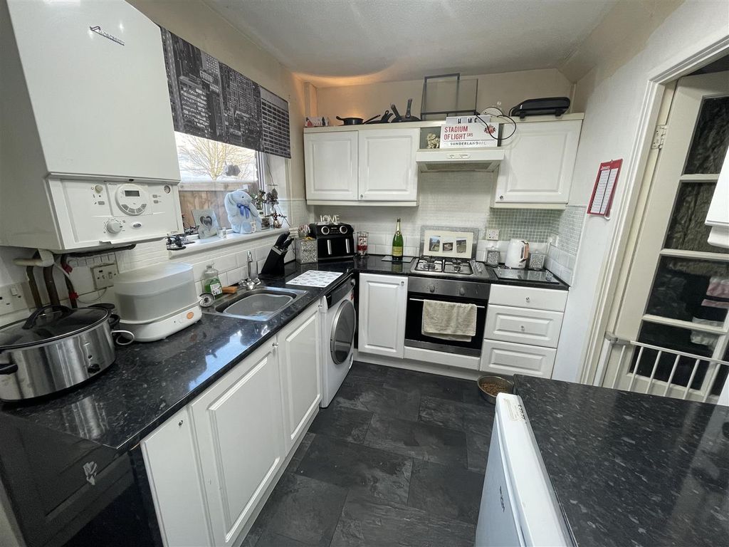 Property photo 3 of 5 16 Ask 4.Jpeg