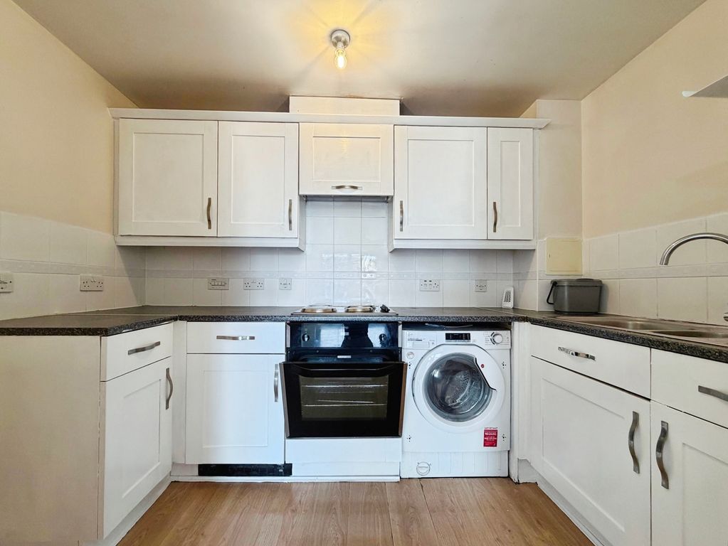 Property photo 3 of 9 Pbox-Img.Jpg