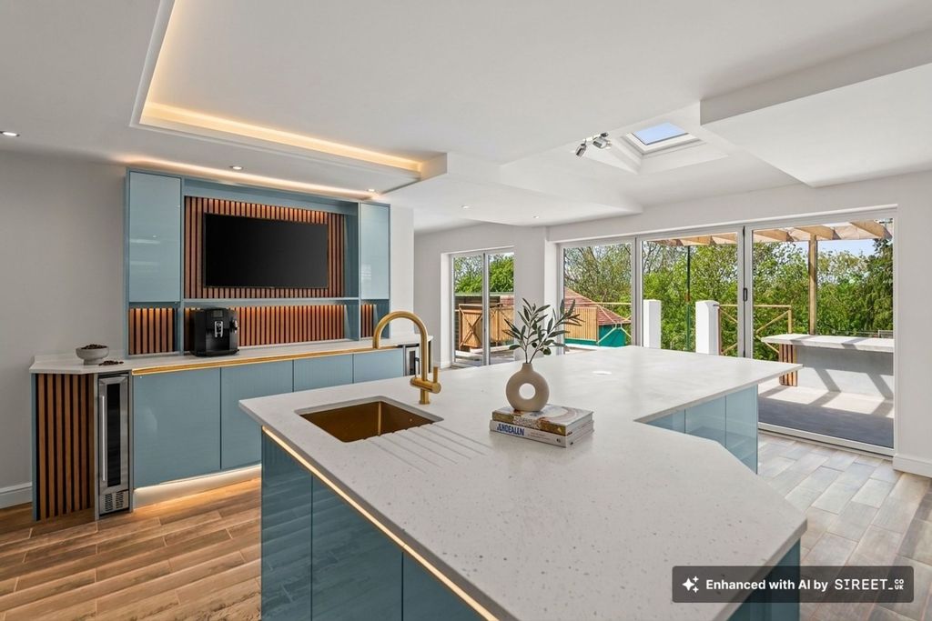 Additional image 11 of 5 bed detached house for salePlymstock Road, Plymstock PL9