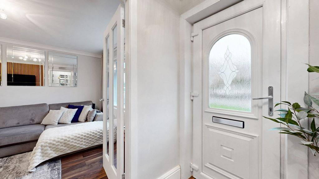 Property photo 3 of 25 003