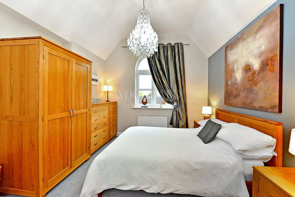 Property photo 3 of 28 Bedroom One