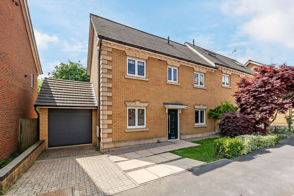 Property photo 1 of 27 27