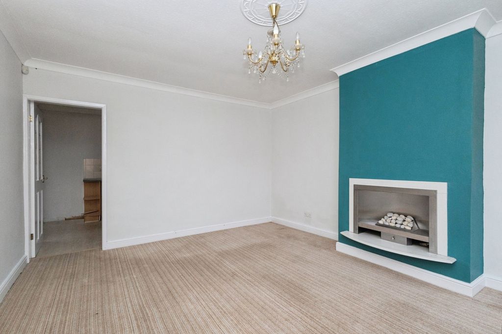 Property photo 3 of 20 Photography