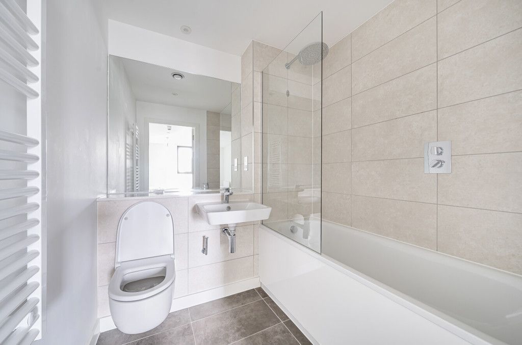 Property photo 3 of 12 1365281-3-68E686A...