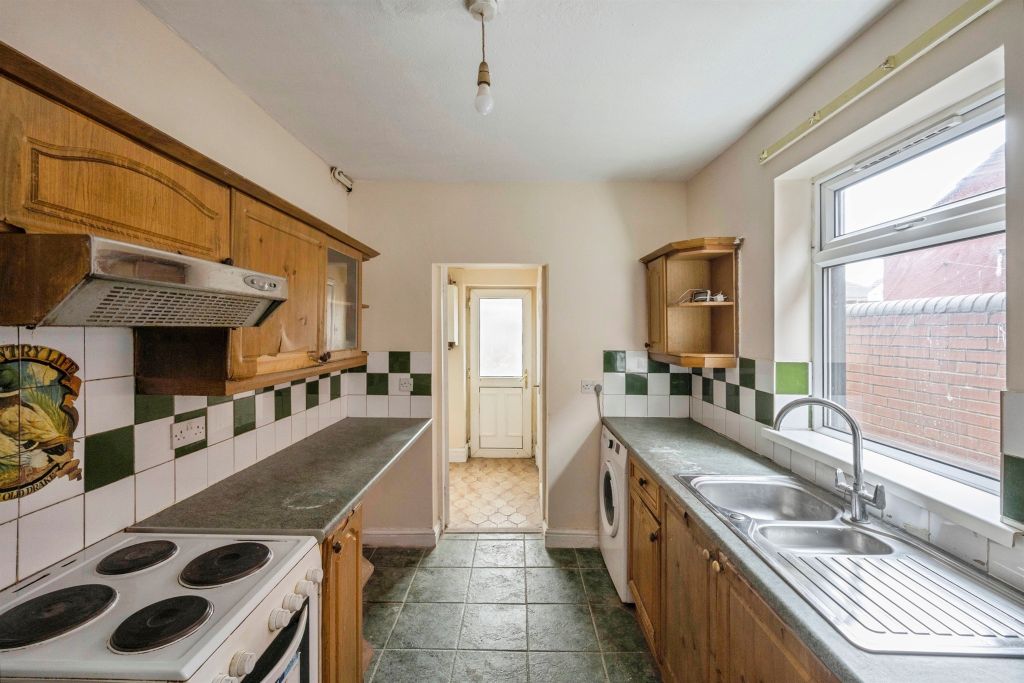 Property photo 2 of 15
