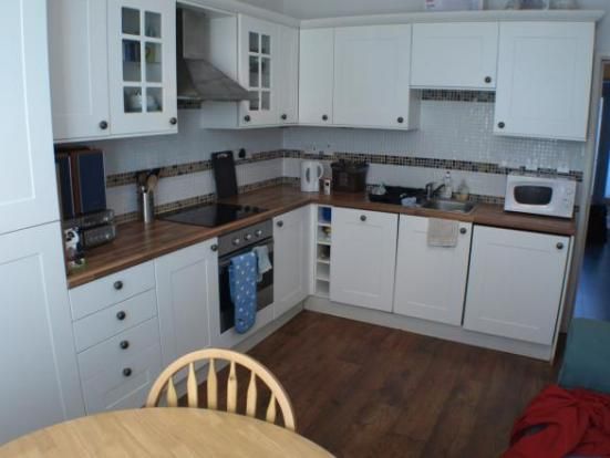 Property photo 1 of 7 Makeurmove-56818.Jpg