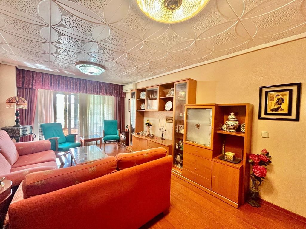 Property photo 2 of 38