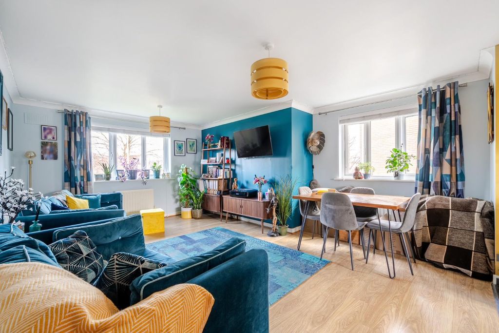 Property photo 2 of 17 1416678-16-699c2Ac071F11.Jpg