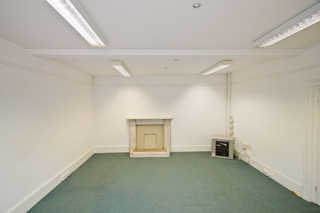 Property photo 3 of 3