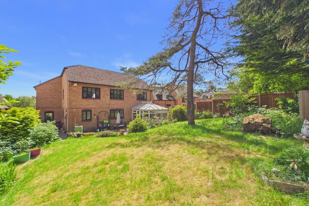Property photo 3 of 26