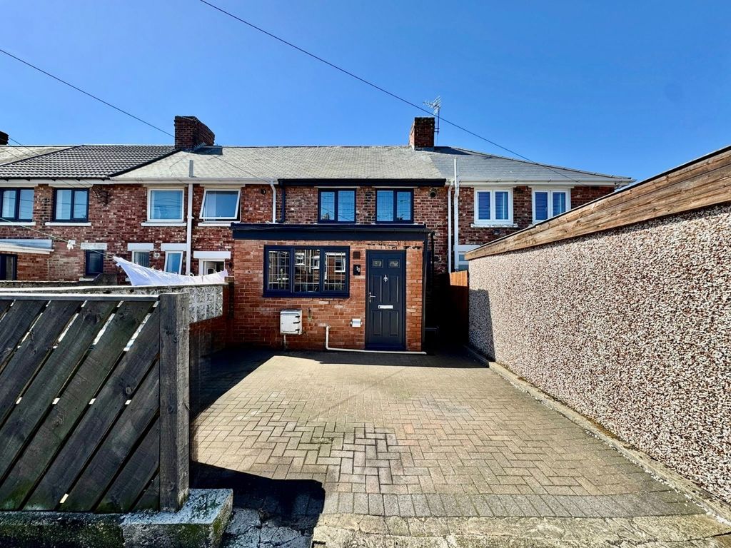 Property photo 1 of 16 Milton2