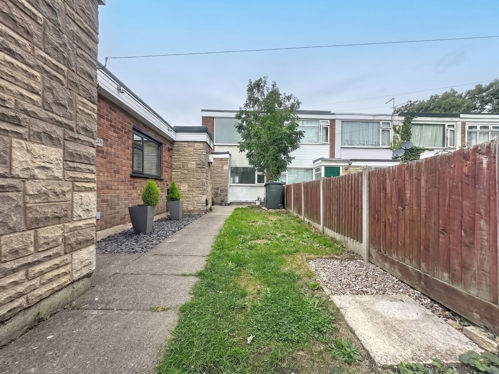 Property photo 1 of 8 Front