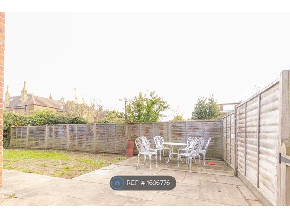 Property photo 3 of 8