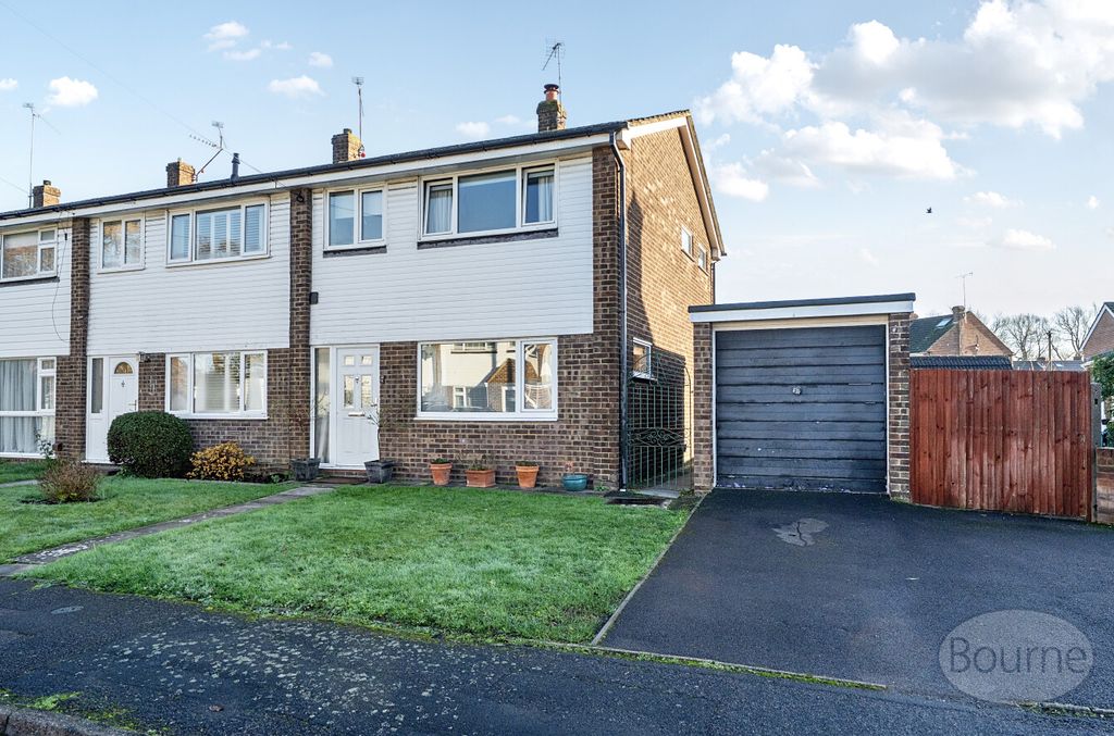 Property photo 1 of 18 Ba9766c4-4870-4E7...