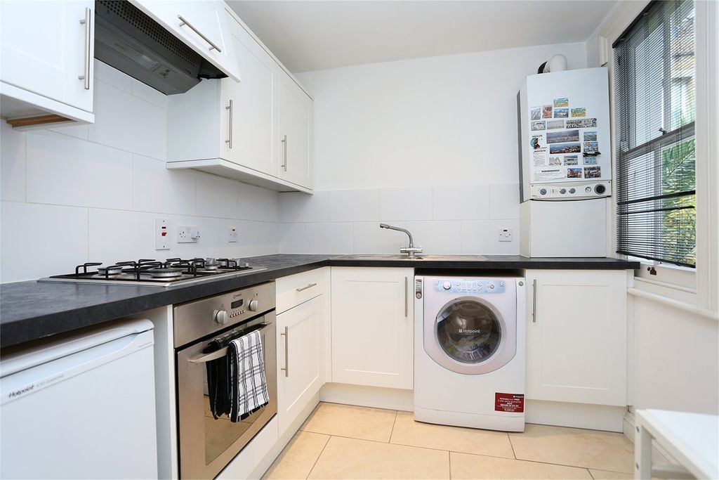Property photo 2 of 5