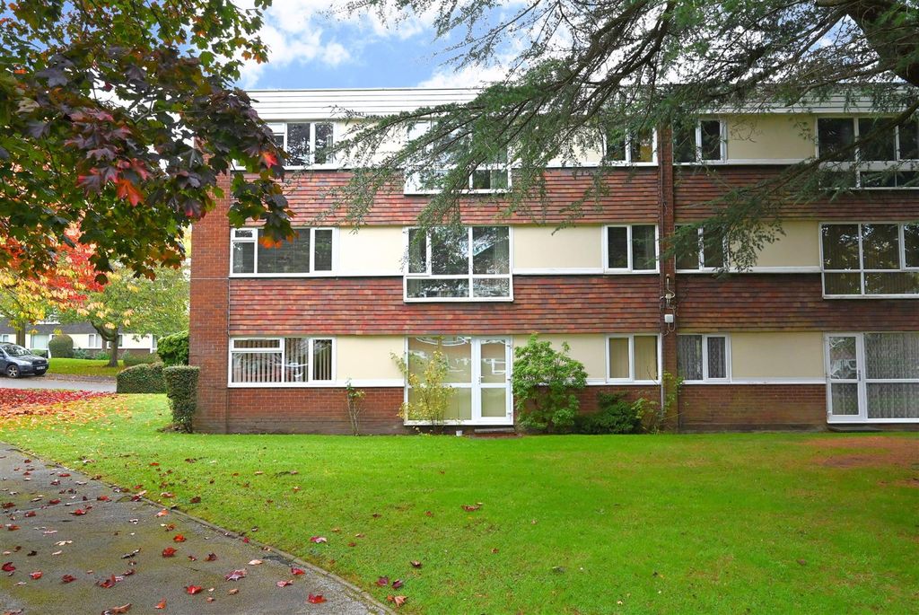 Property photo 1 of 17 75 Stockdale Place.Jpg