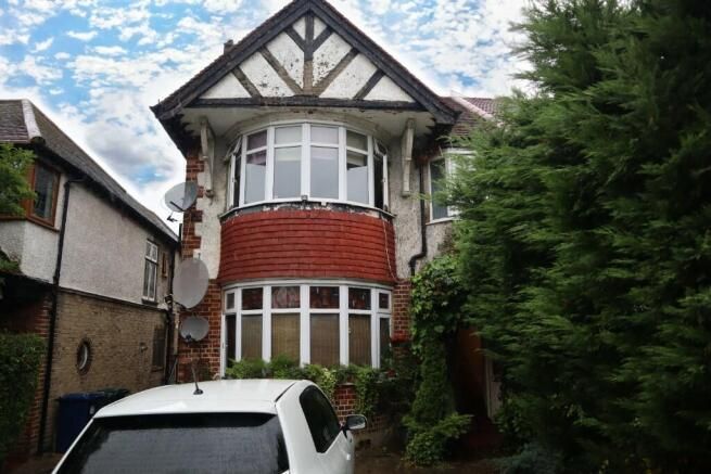 Property photo 1 of 11