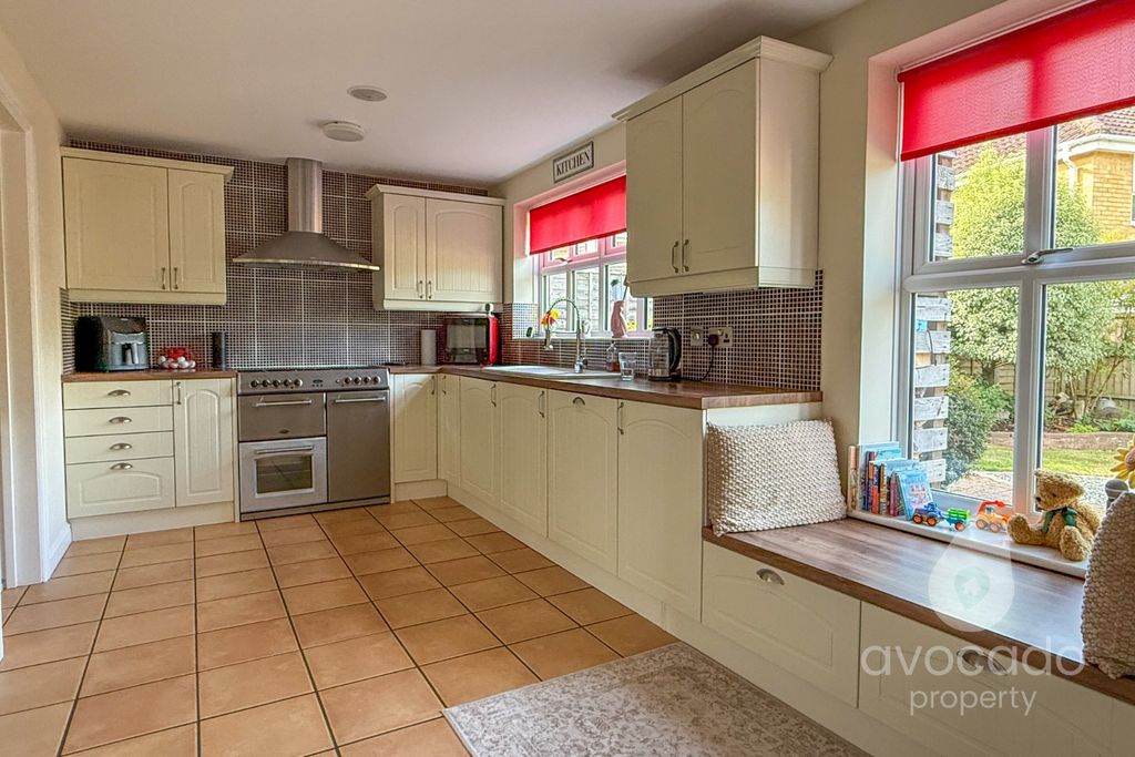 Property photo 3 of 19 5503629