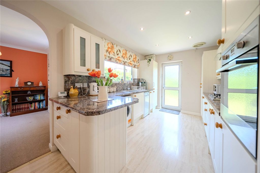 Property photo 2 of 13 Picture No. 07