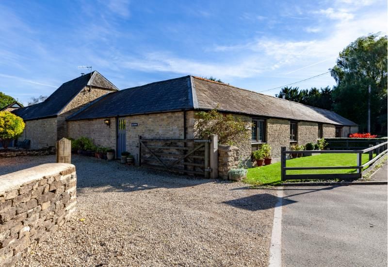 Property photo 1 of 28 522 (800 Ã— 550 Px).Png