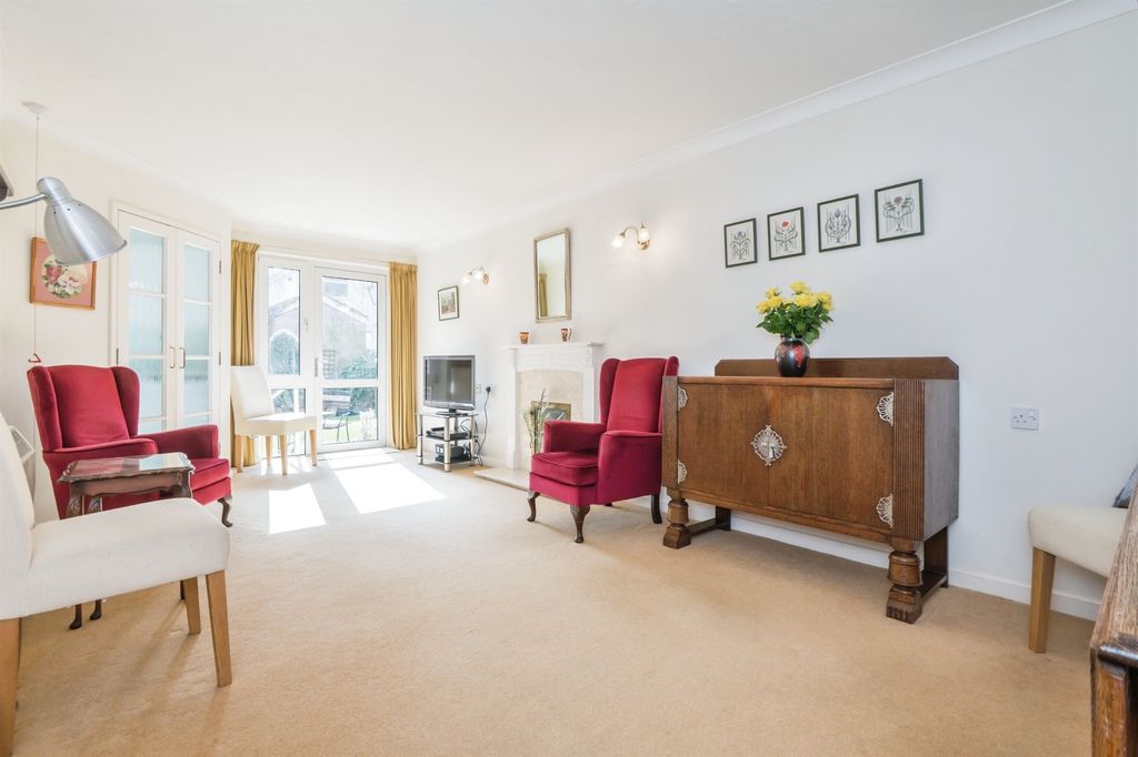 Property photo 2 of 13