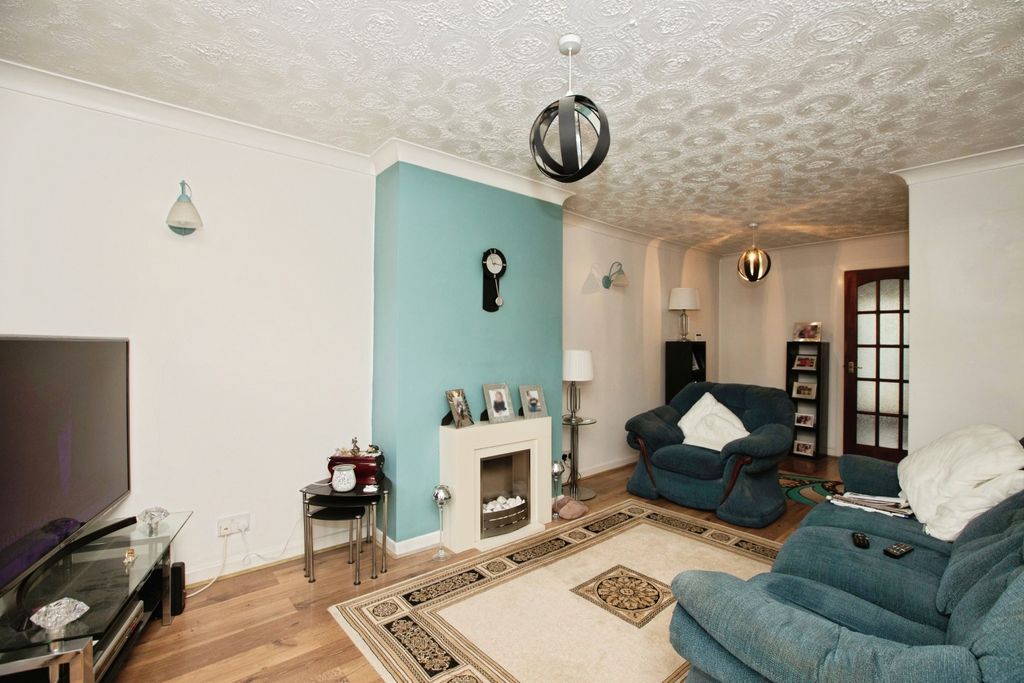 Property photo 2 of 14 Image 1