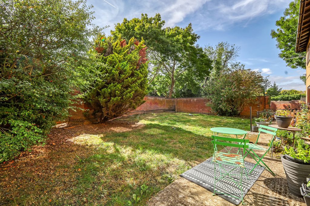 Property photo 3 of 12 Picture No. 18