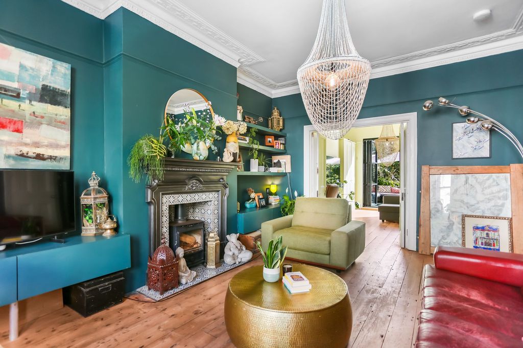 Property photo 3 of 29