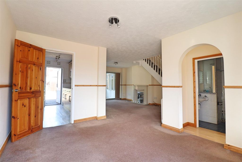 Property photo 2 of 16 Img_6168.Jpg