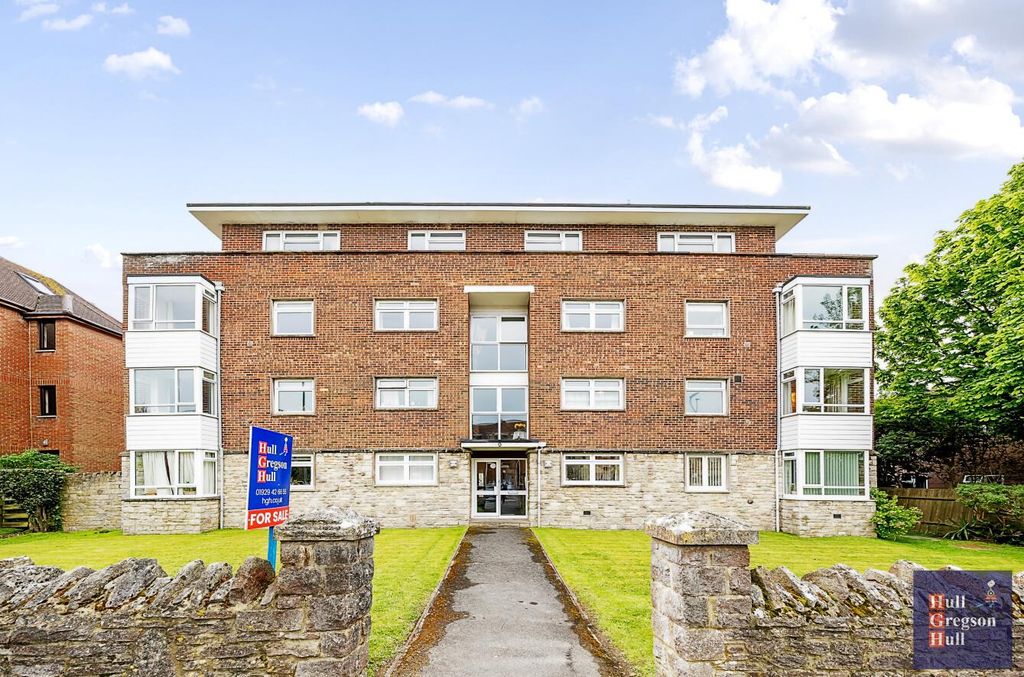 Property photo 1 of 17 6B043Be5-Baea-415A-Bd98-88Ff24023Ba0.Jpg
