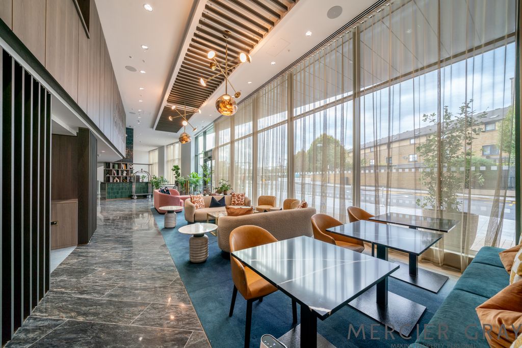 Property photo 1 of 16 Photo 9