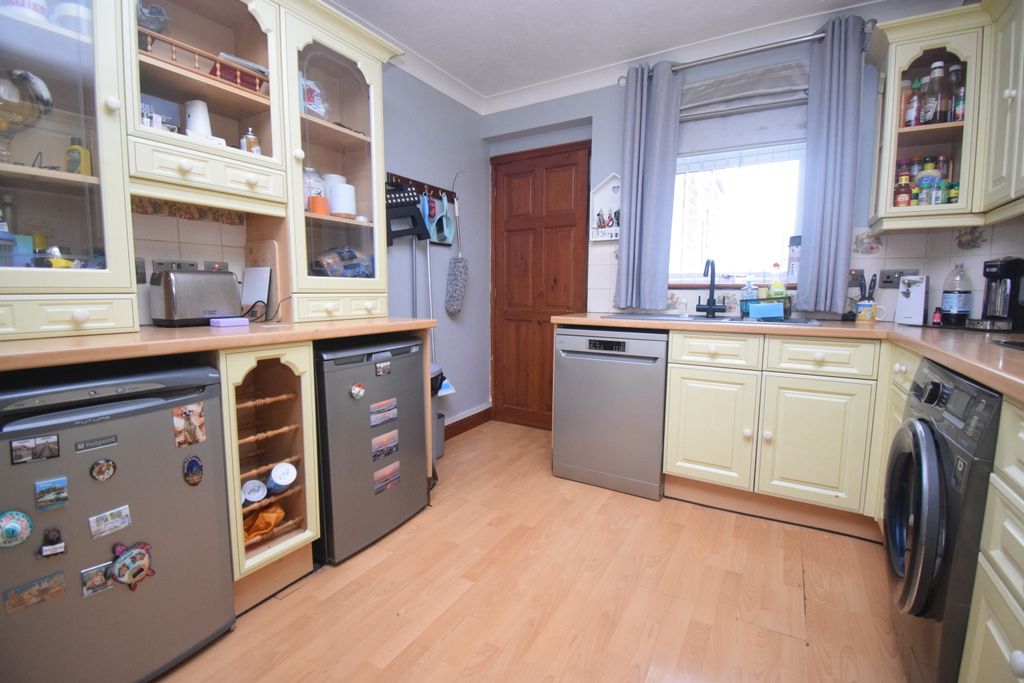 Property photo 3 of 10 Dsc_0179