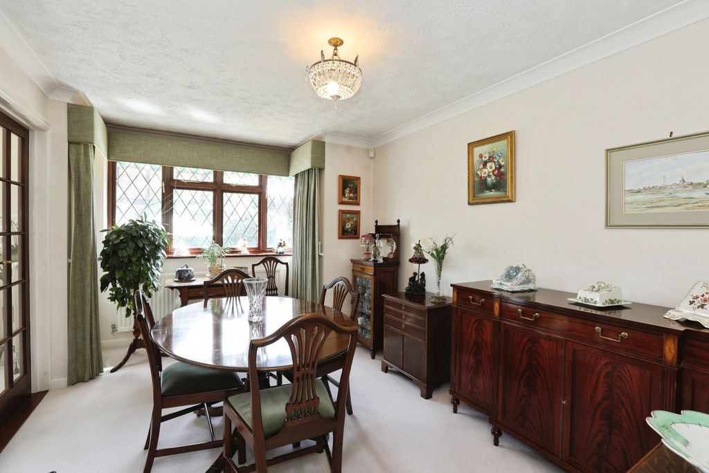 Property photo 3 of 21 Pbox-Img.Jpg