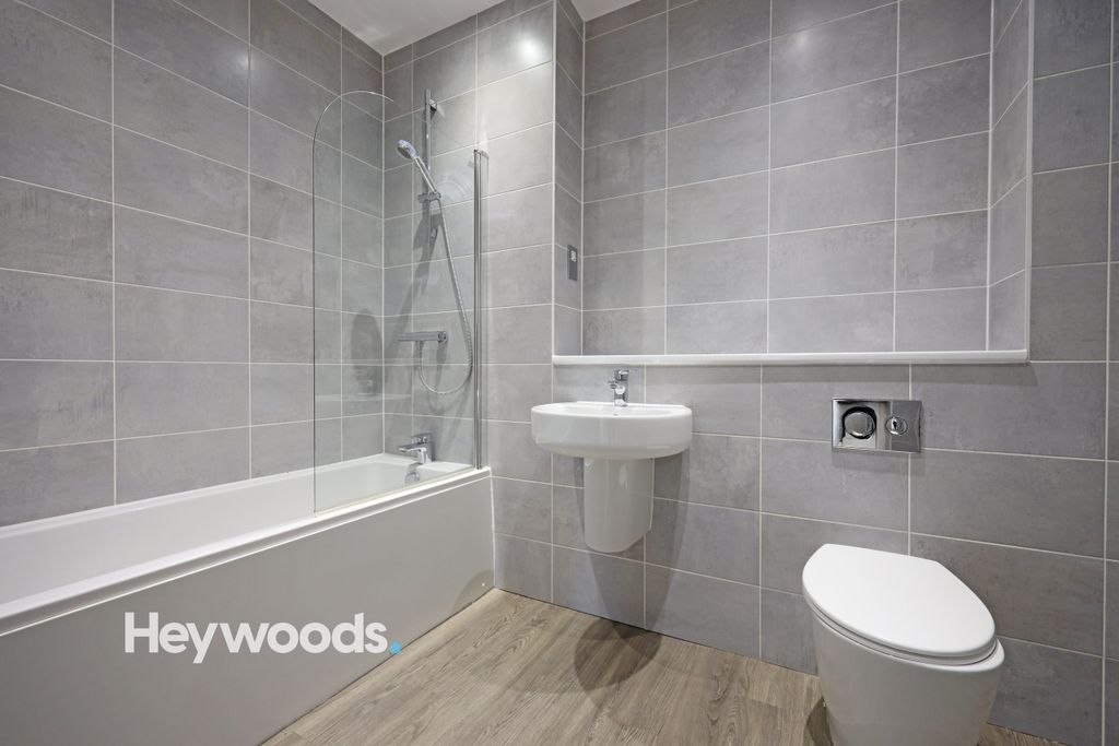 Property photo 3 of 16 0F1A4792