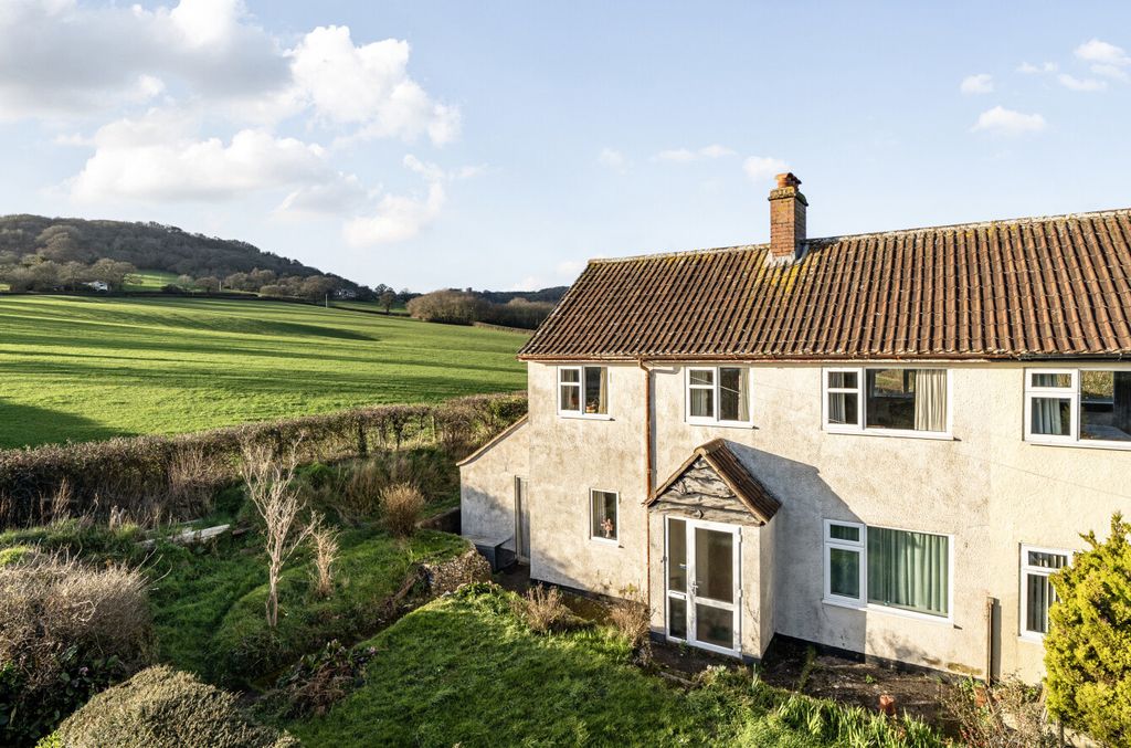 Property photo 1 of 15 1416848-1-69936B7...