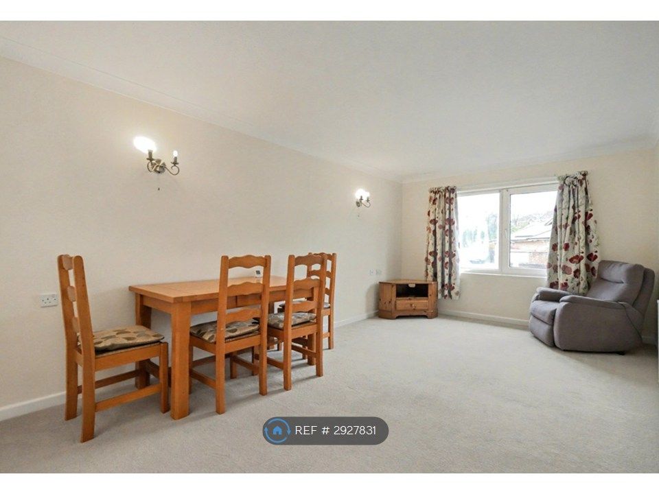 Property photo 3 of 6