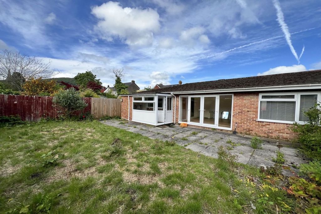 Property photo 3 of 16