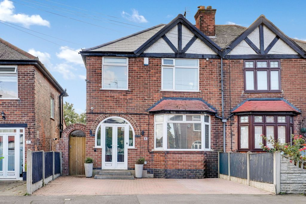 Property photo 1 of 23